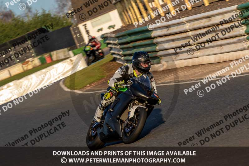 PJ Motorsport Photography 2018;enduro digital images;event digital images;eventdigitalimages;mallory park;mallory park photographs;mallory park trackday;mallory park trackday photographs;no limits trackdays;peter wileman photography;racing digital images;trackday digital images;trackday photos